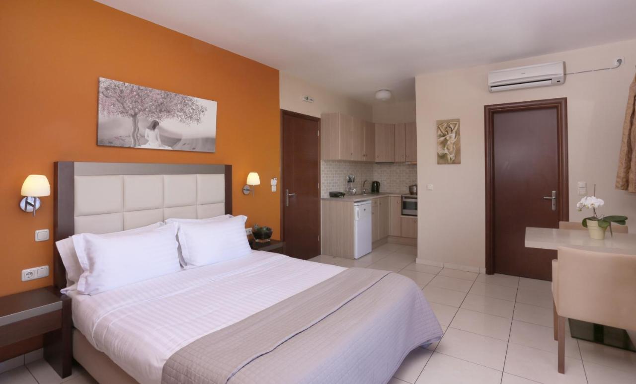 Faros Luxury Suites Marathopoli Eksteriør billede