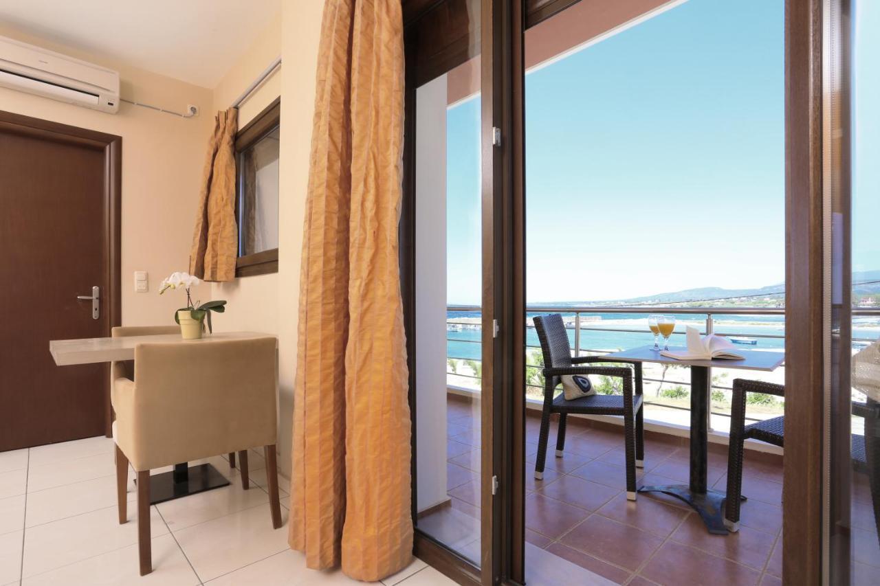 Faros Luxury Suites Marathopoli Eksteriør billede