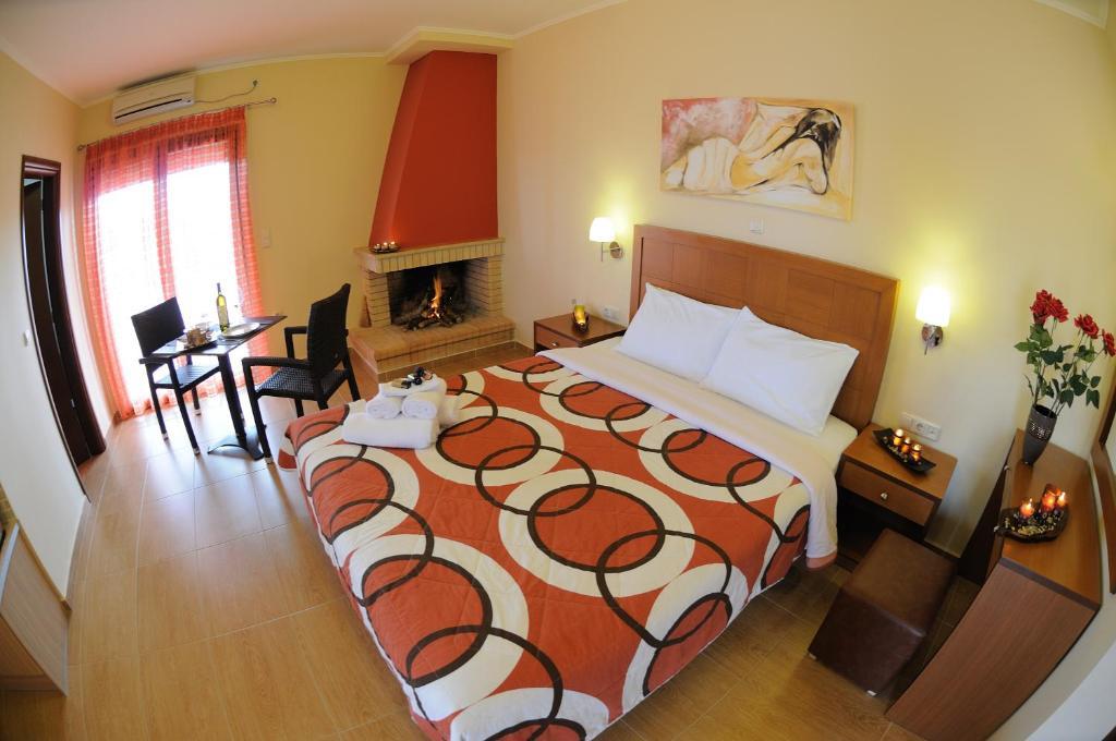 Faros Luxury Suites Marathopoli Eksteriør billede